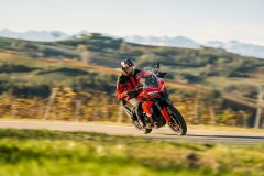 Ducati Multistrada V2 2025