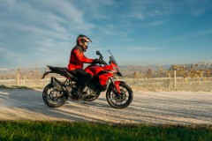 Ducati Multistrada V2 2025