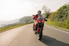 Ducati Multistrada V2 2025