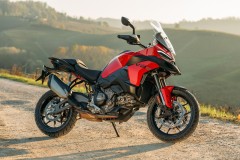 Ducati Multistrada V2 2025