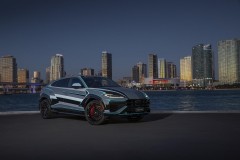 Lamborghini Urus SE Ad Personam Miami