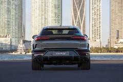 Lamborghini Urus SE Ad Personam Miami