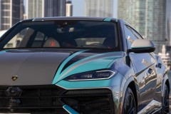 Lamborghini Urus SE Ad Personam Miami