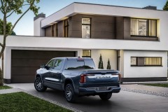 Ram 1500 Ramcharger 2025