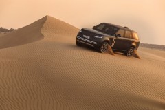 Range Rover Electric Desert Test