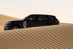 Range Rover Electric Desert Test