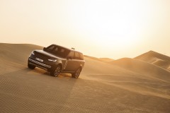 Range Rover Electric Desert Test