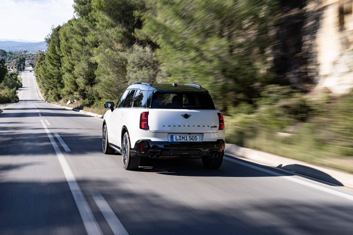 MINI John Cooper Works Countryman