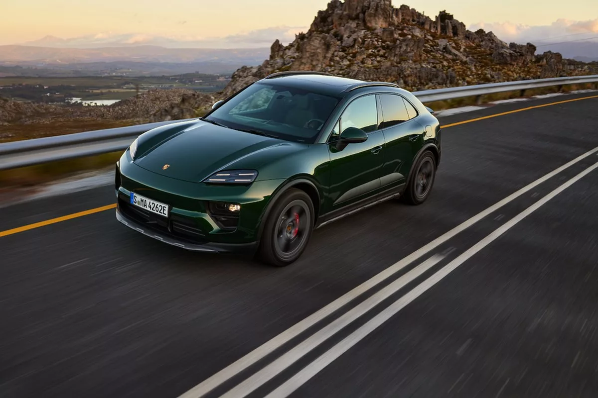 Porsche Macan 4S Elettrica