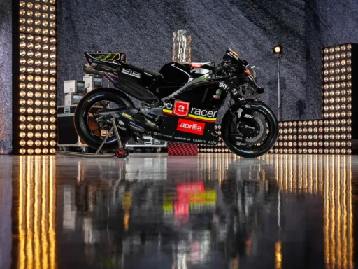 Livrea retrò Aprilia Racing