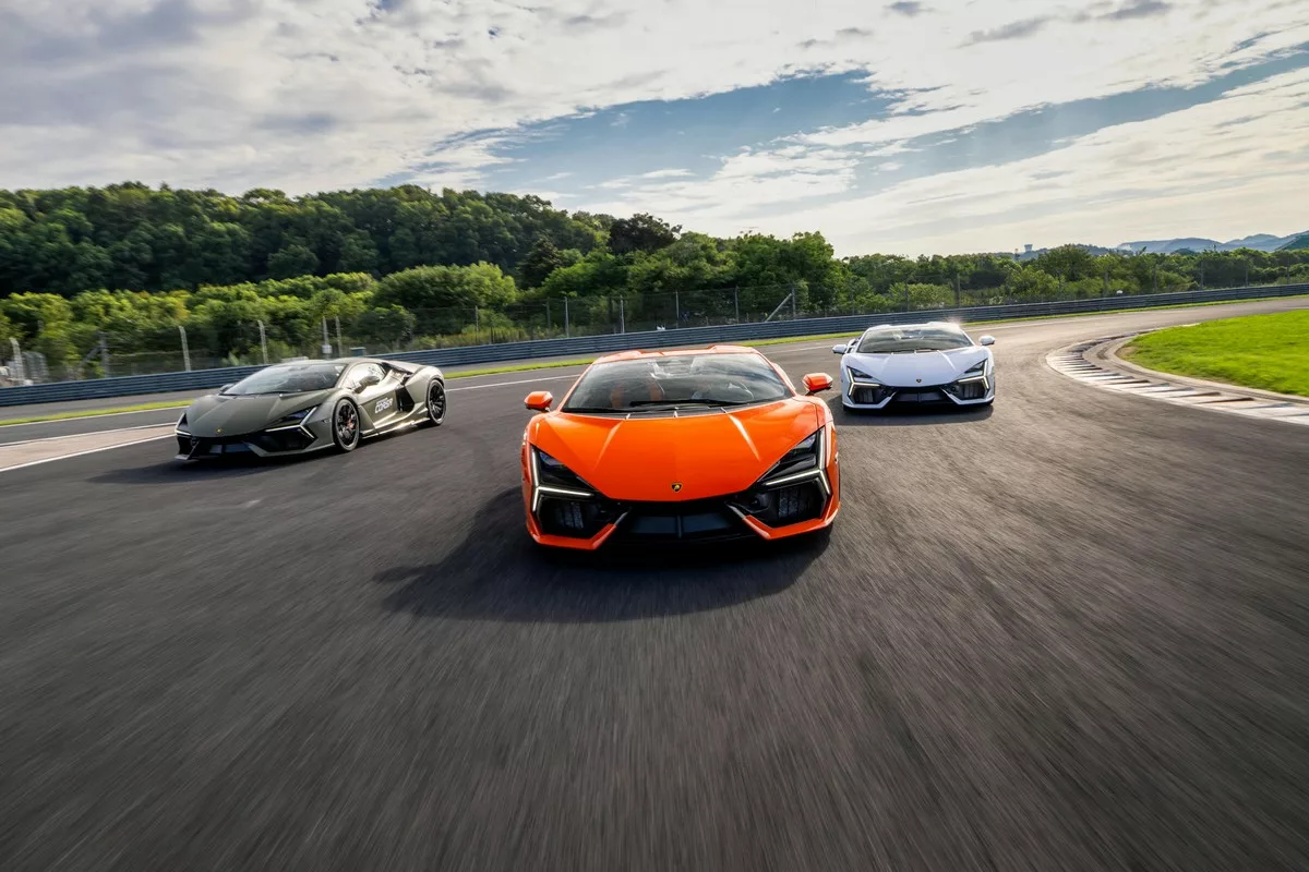 Lamborghini Revuelto e Huracán Tecnica in pista in Cina