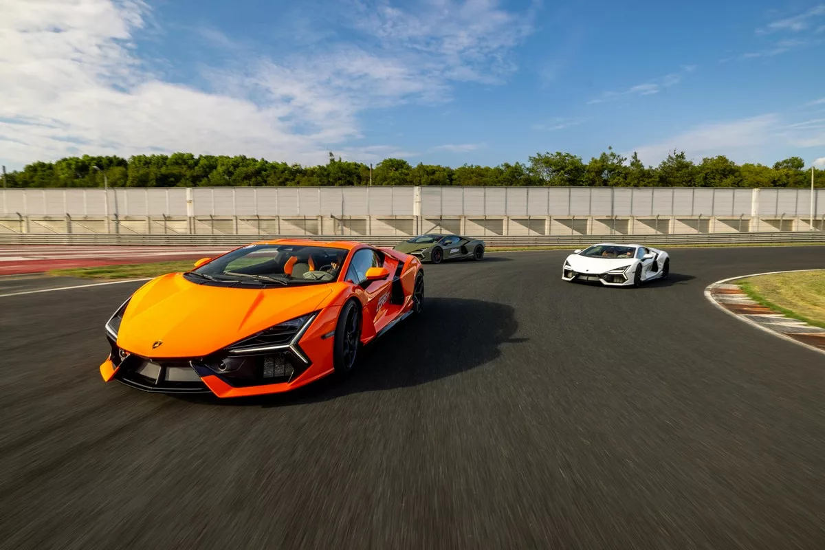 Lamborghini Revuelto e Huracán Tecnica in pista in Cina