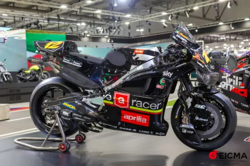 Aprilia RSV4 X ex3ma 2025 EICMA