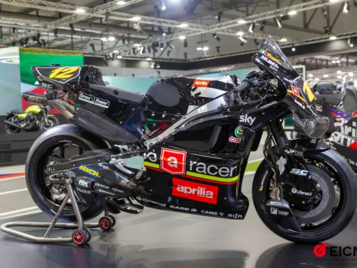 Aprilia RSV4 X ex3ma 2025 EICMA