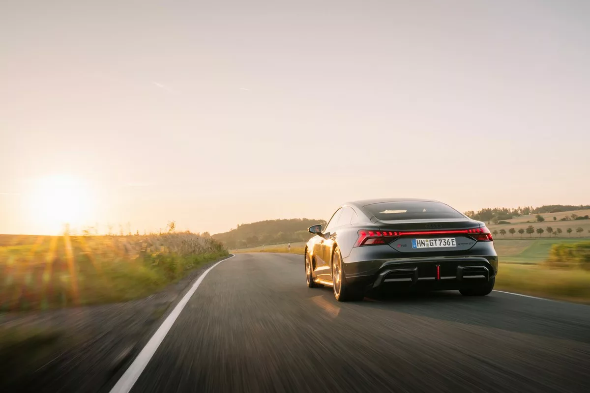 Audi RS e-tron GT performance