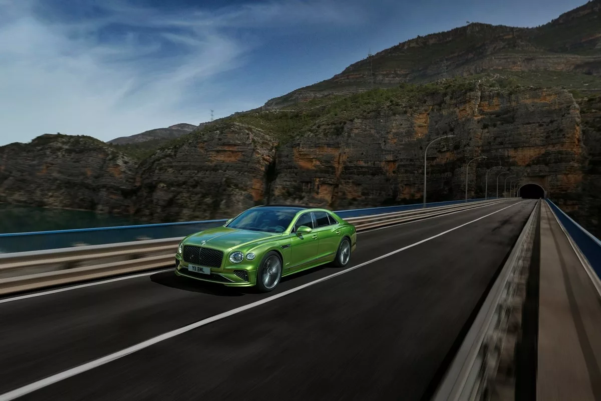 Bentley Flying Spur 2024