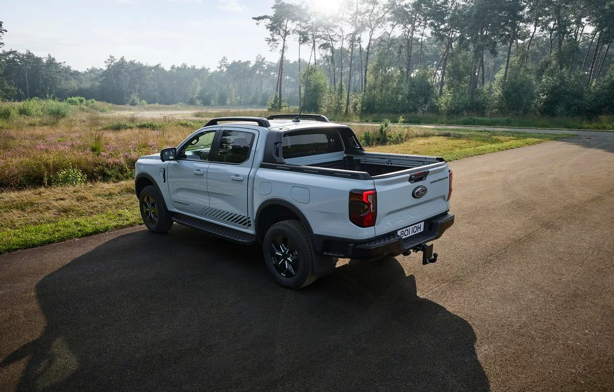 Ford Ranger PHEV 2025