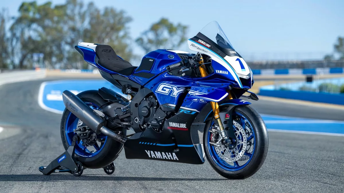 Yamaha R1 GYTR 2025