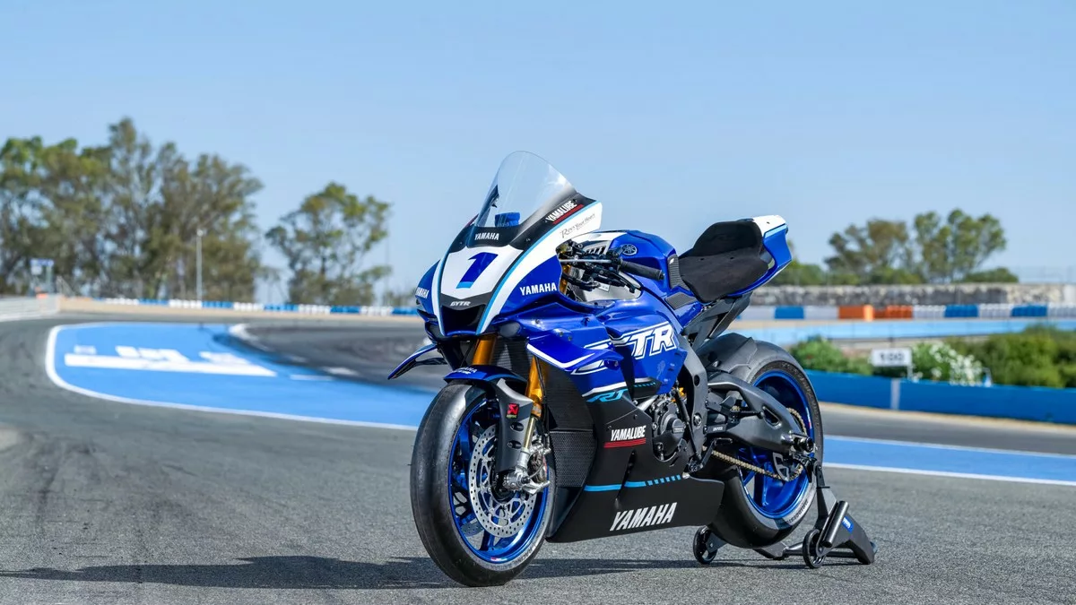 Yamaha R1 GYTR 2025