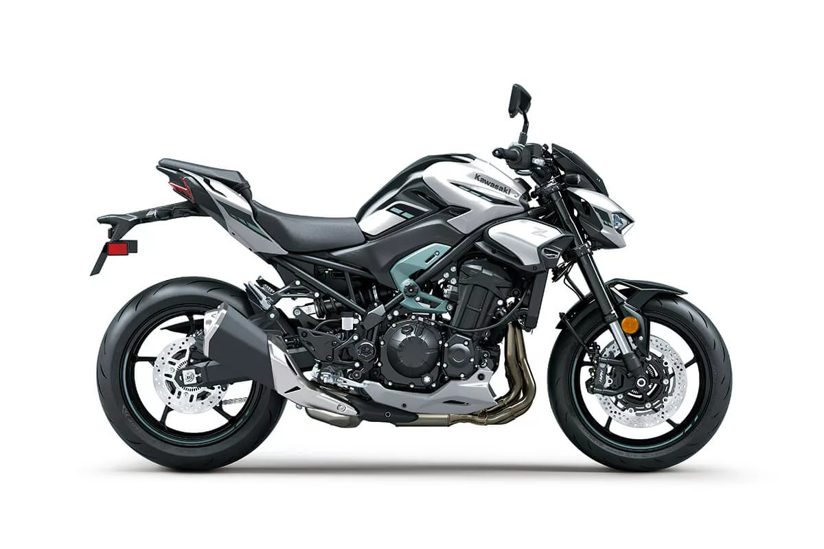 Kawasaki Z900 2025