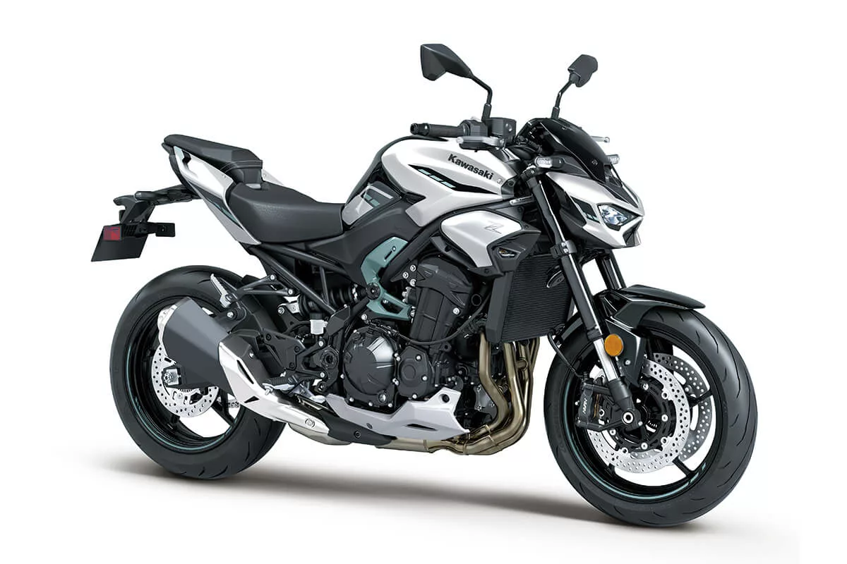 Kawasaki Z900 2025