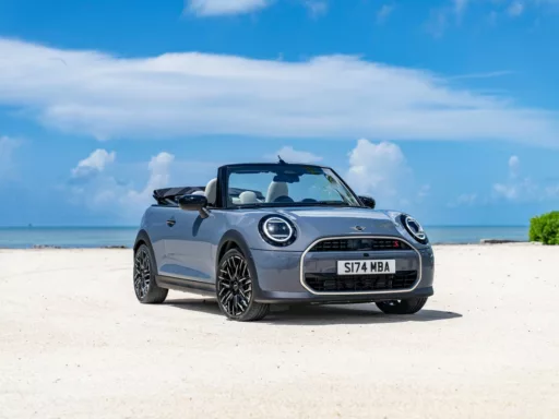 MINI Cooper Cabrio