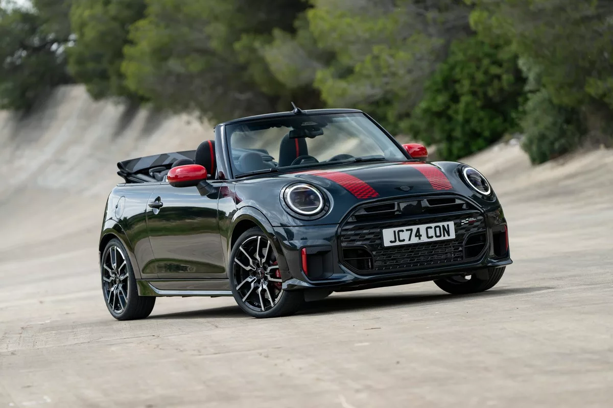 MINI John Cooper Works 2025