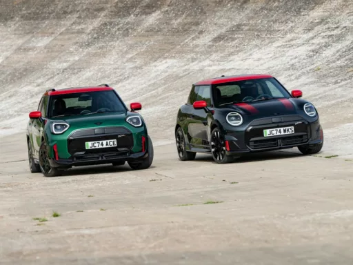 MINI John Cooper Works Electric e Aceman