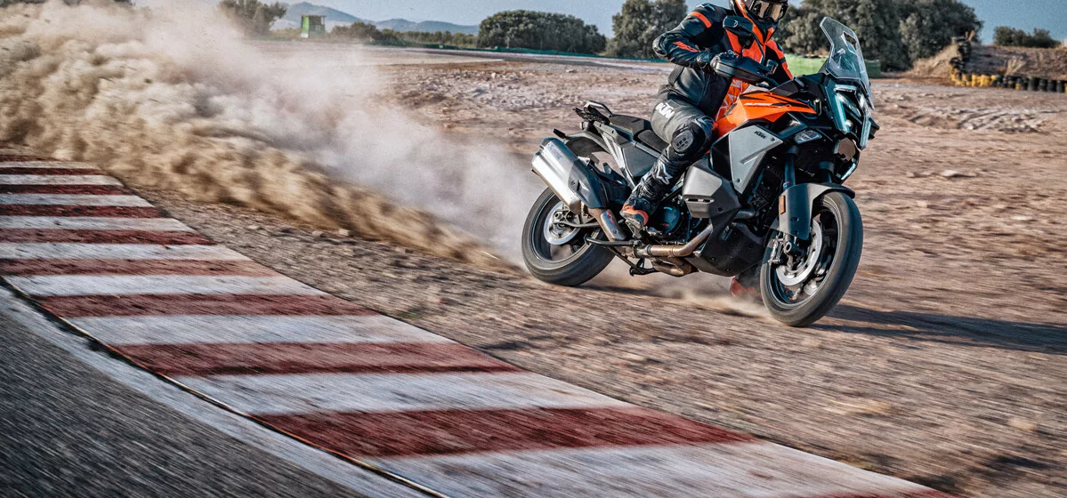 KTM 1390 Super Adventure S EVO 2025