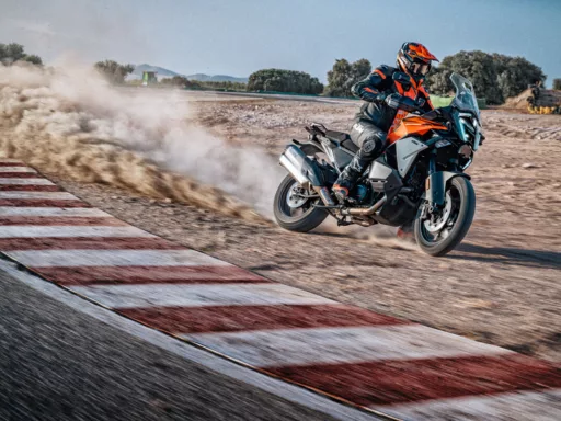 KTM 1390 Super Adventure S EVO 2025