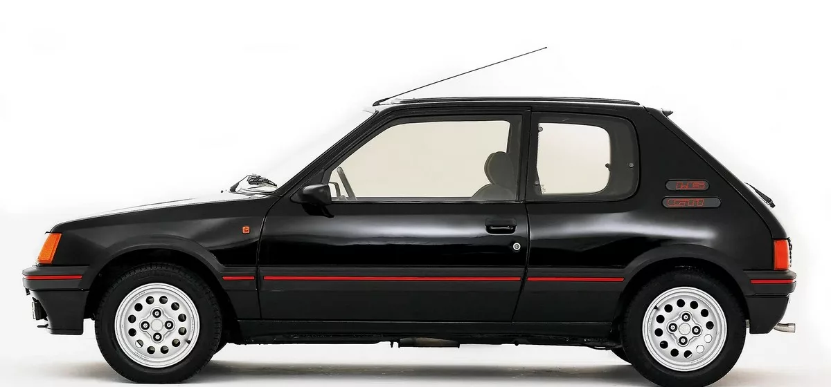 Peugeot 205 GTi 40 anni