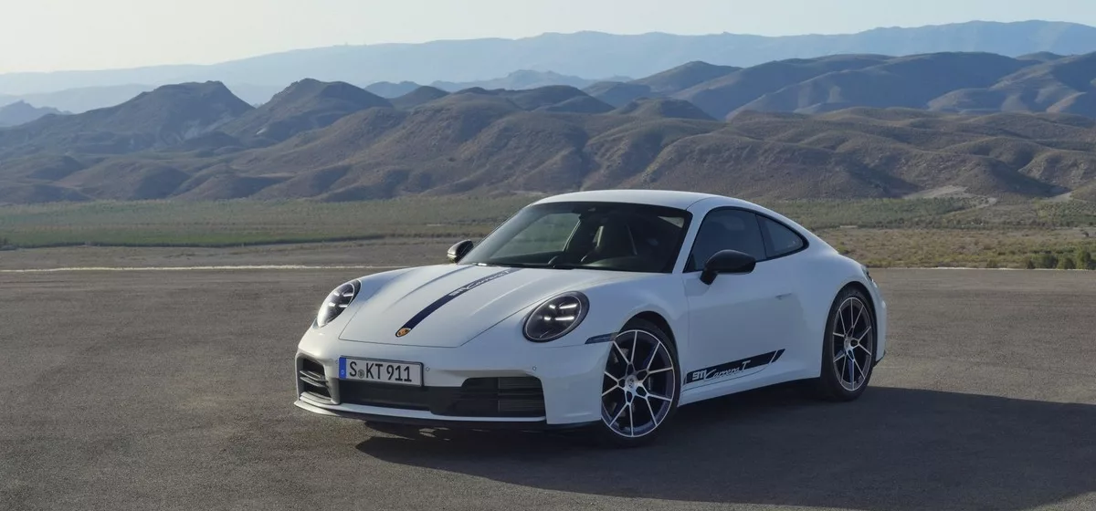 Porsche 911 Carrera T Coupé 2025