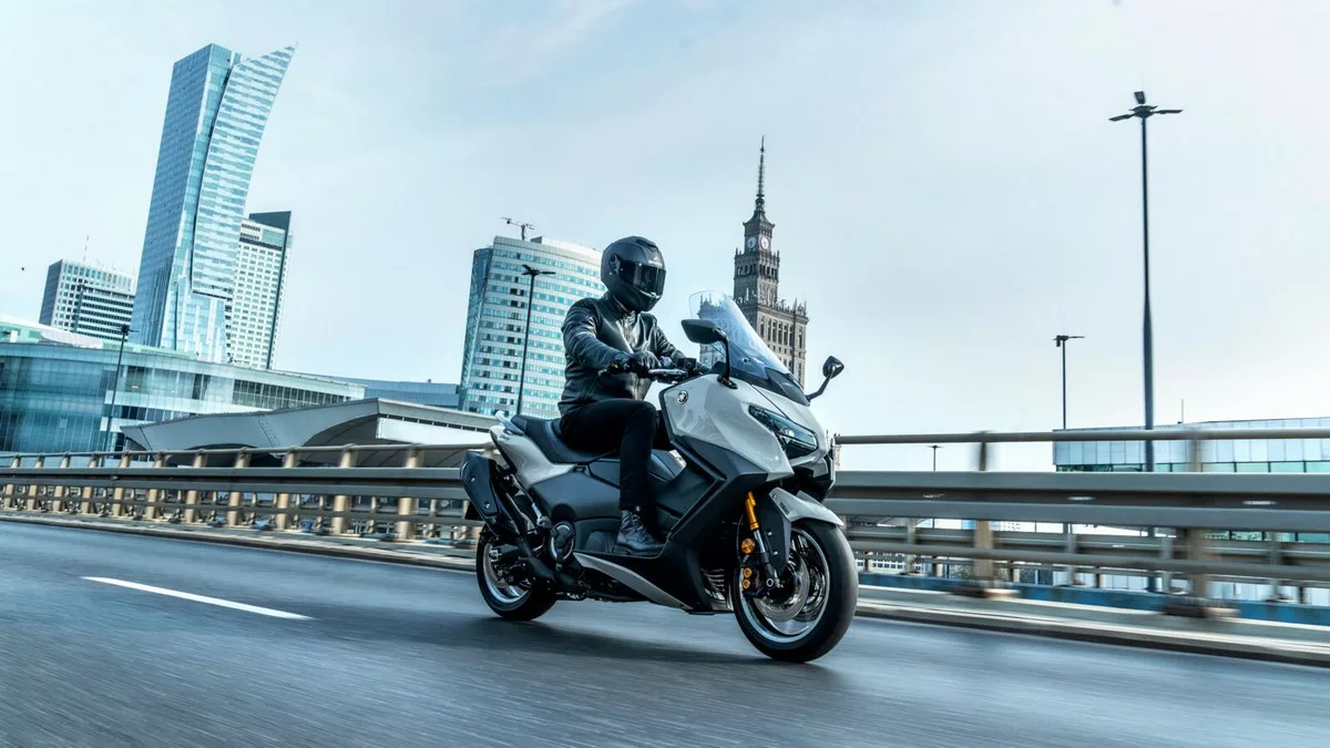 Yamaha TMAX 2025