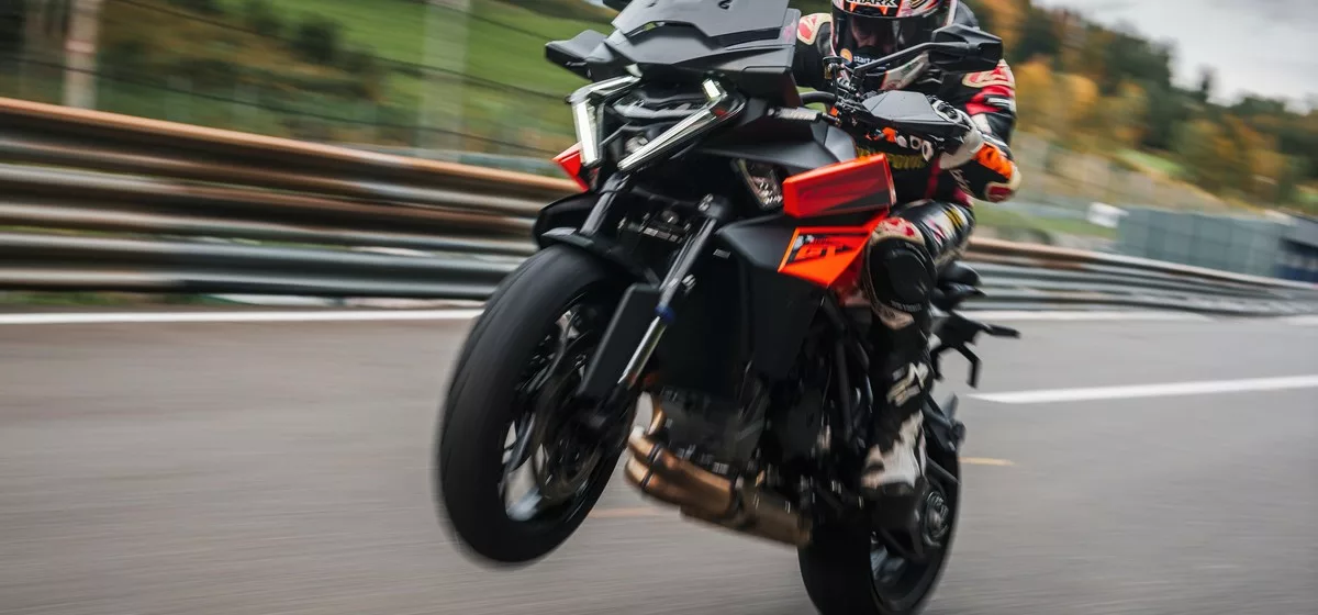 KTM 1390 Super Duke GT 2025