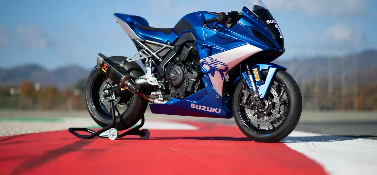 Suzuki GSX-8R CUP 2025