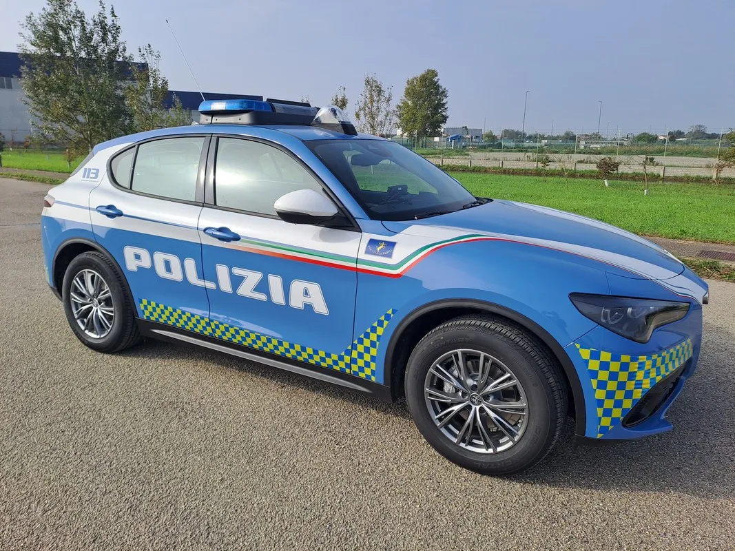 Alfa Romeo Stelvio Polizia di Stato