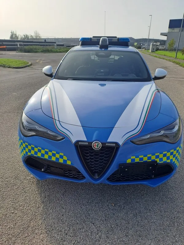 Alfa Romeo Stelvio Polizia di Stato