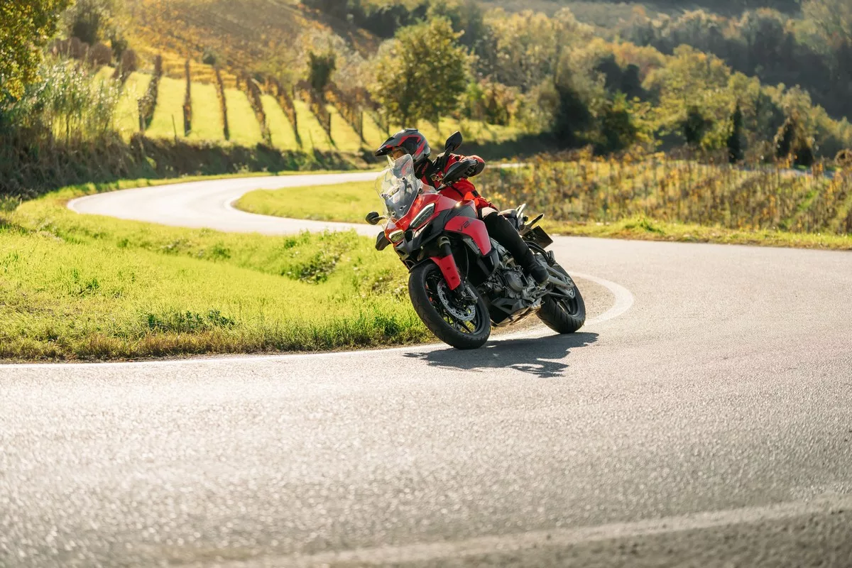 Ducati Multistrada V2 2025