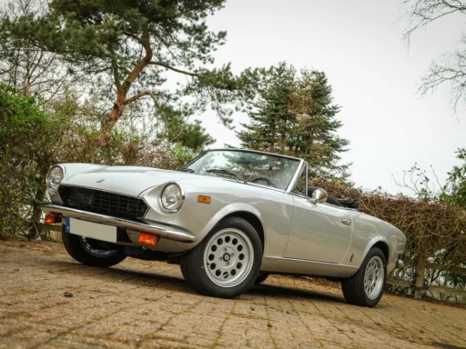 Fiat 124 Spider