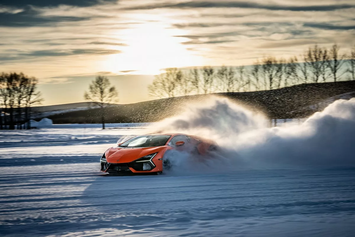 Lamborghini Esperienza Neve Mongolia