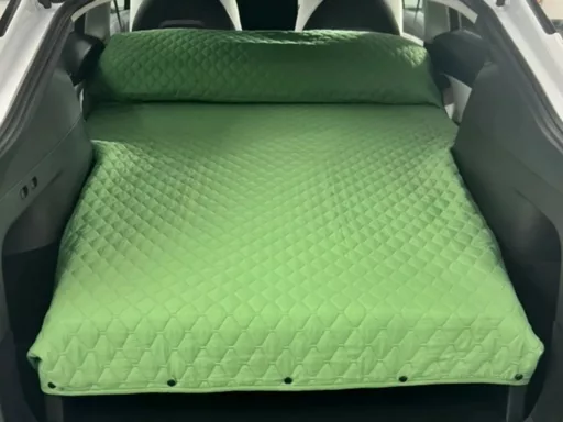 Letto a scomparsa Tesla Model