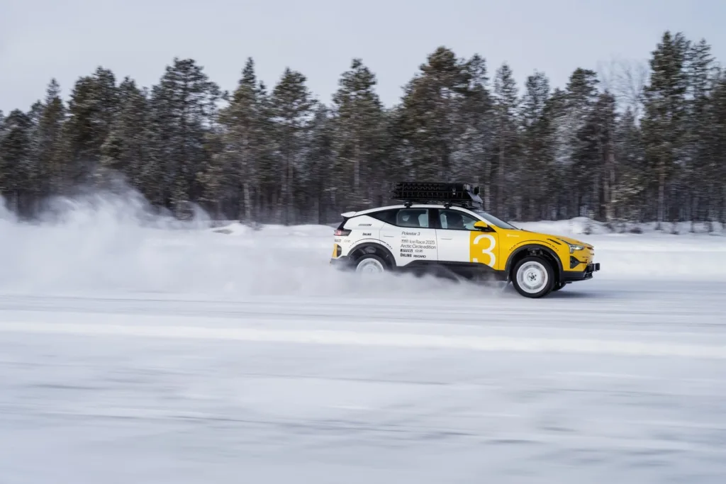 Polestar 3 Arctic Circle