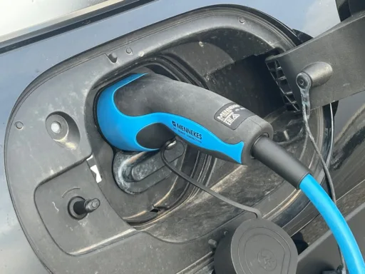 Ricarica Auto Elettrica