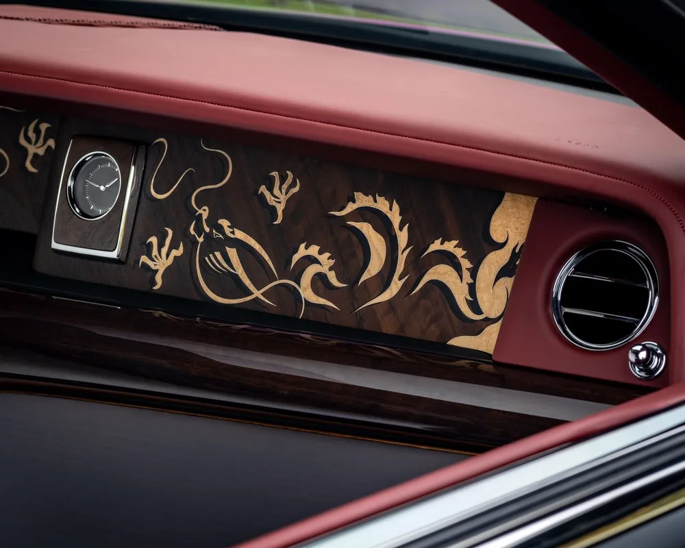 Rolls-Royce Phantom Dragon