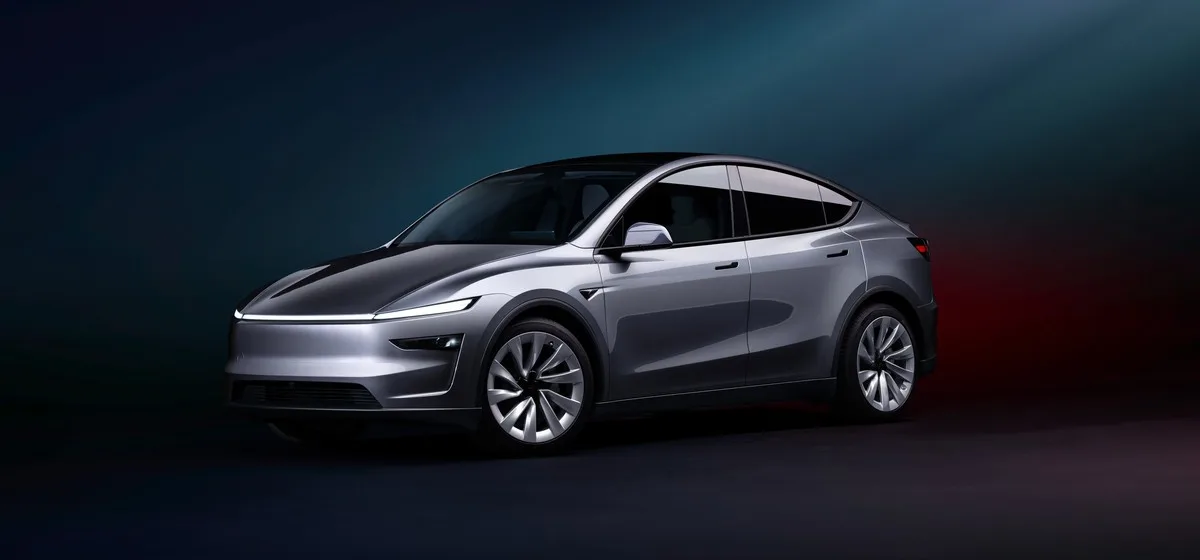 Tesla Model Y 2025