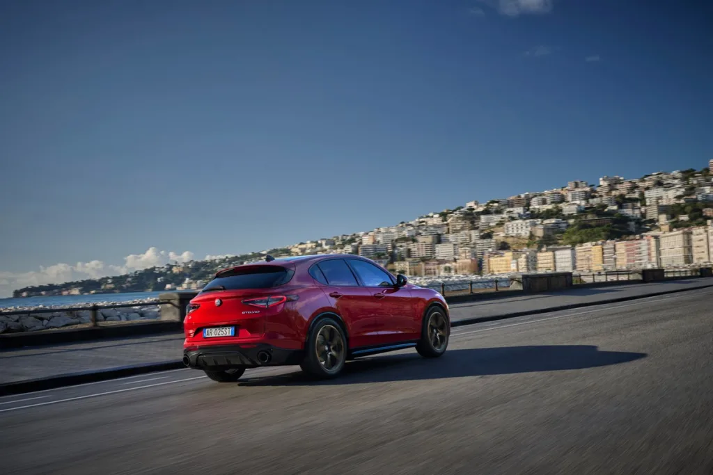 Alfa Romeo Stelvio Intensa