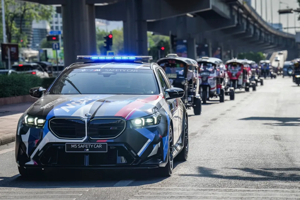 BMW M5 Touring MotoGP Safety Car 2025