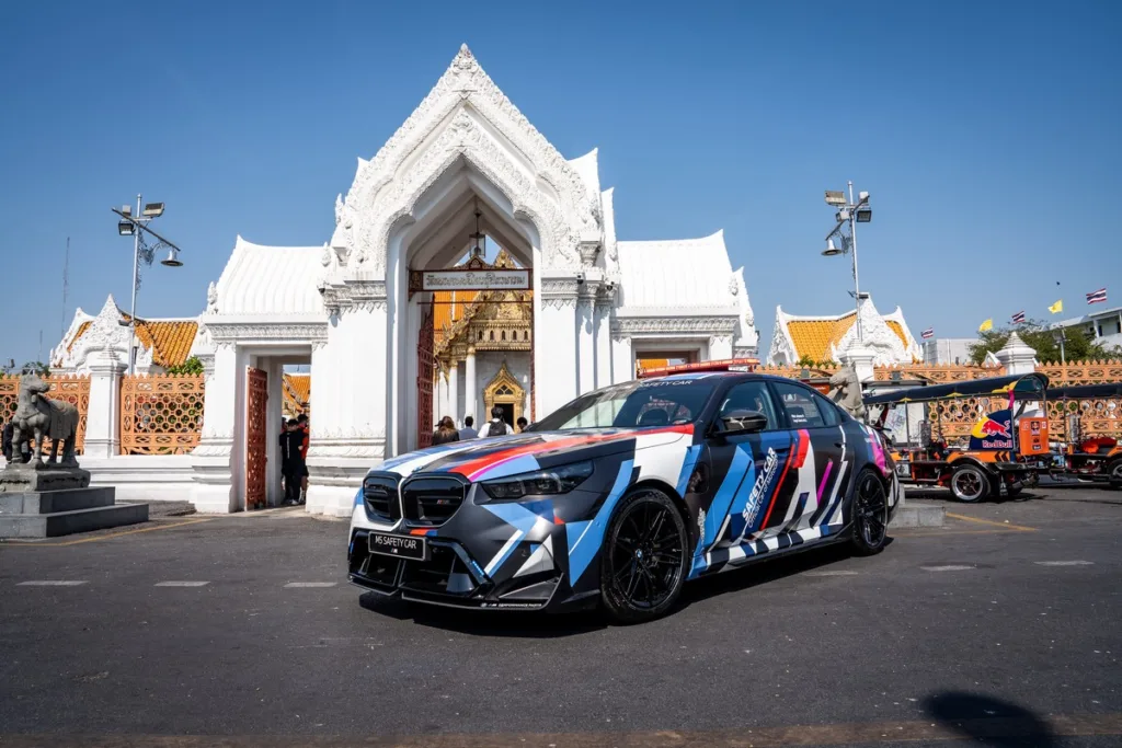 BMW M5 Touring MotoGP Safety Car 2025