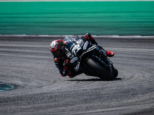 Bezzecchi Test MotoGP Sepang Aprilia