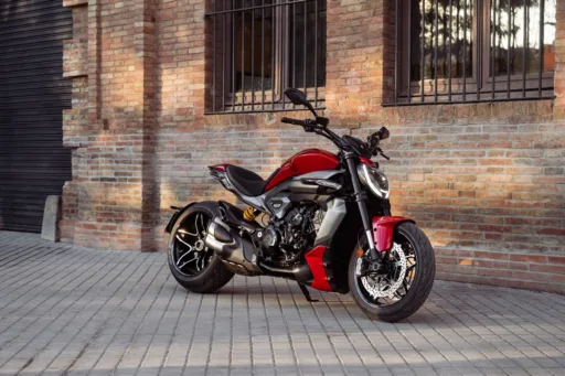 Ducati XDiavel V4 2025